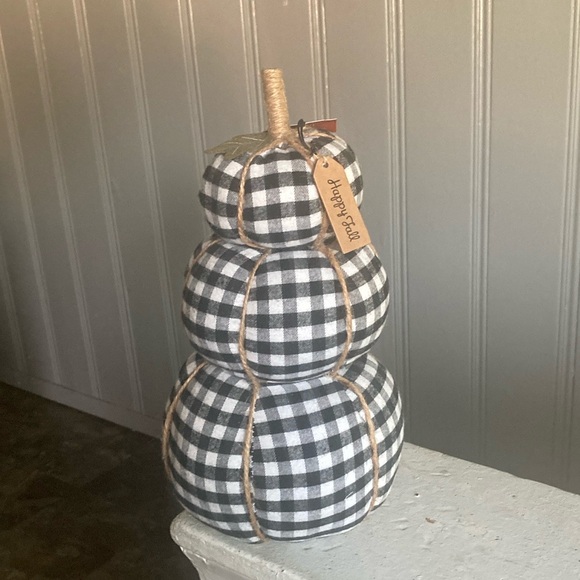 NWT- Happy Fall Tag- Black & White Buffalo Check Fabric Triple Stacked Pumpkins - Picture 13 of 17